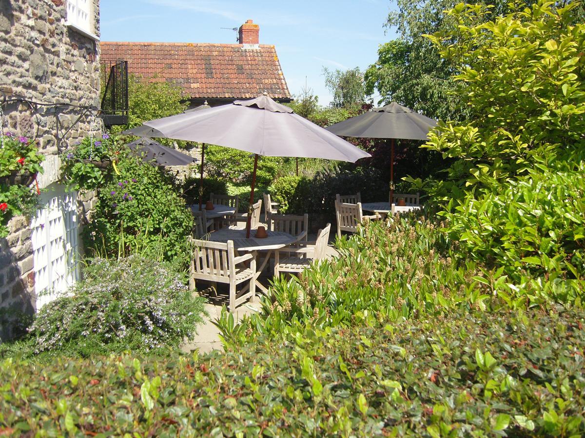 The Carpenters Arms Hotel Pensford Eksteriør billede