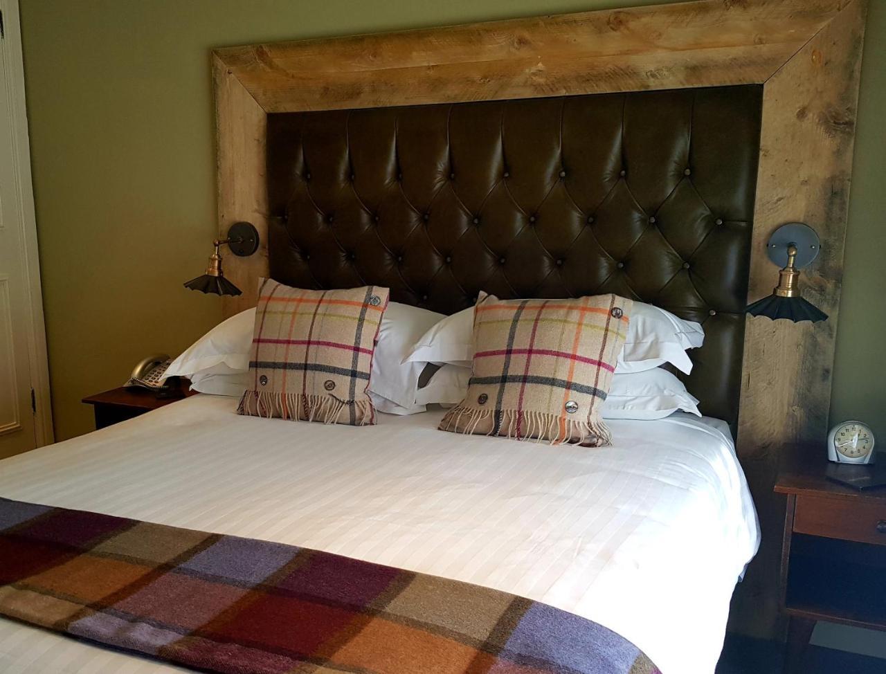 The Carpenters Arms Hotel Pensford Eksteriør billede