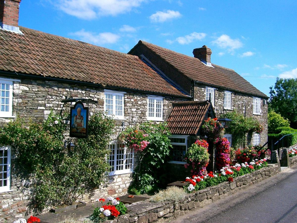 The Carpenters Arms Hotel Pensford Eksteriør billede